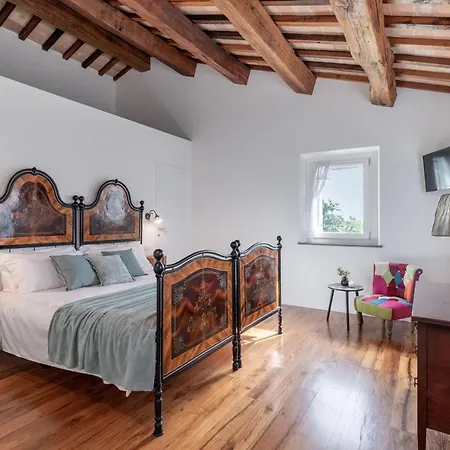 Casale Mignola Villa *