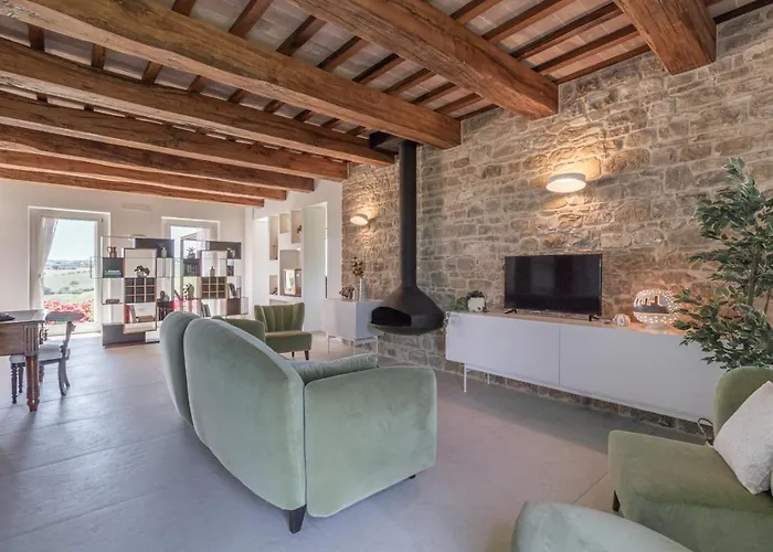 Casale Mignola Villa *